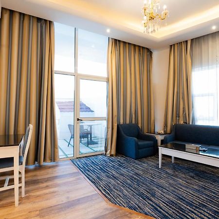 Platinum Al Khamseen Ta'if Exterior foto